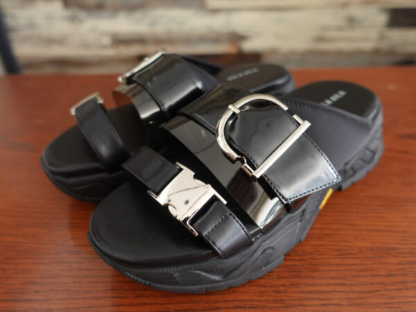 VIBRAM SOLE BELT SANDALS/ブラック