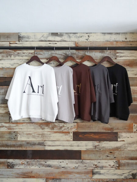 ロゴショートTシャツ