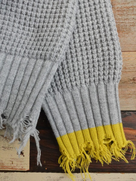 ダメージルーズニット／Edit by YECCA VECCA(エディットバイイエッカヴェッカ)