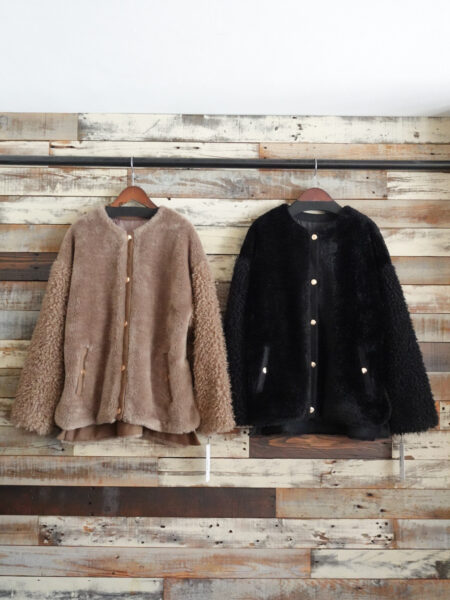 サイドスリットロゴファーブルゾン