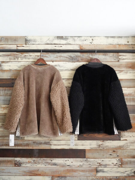 サイドスリットロゴファーブルゾン