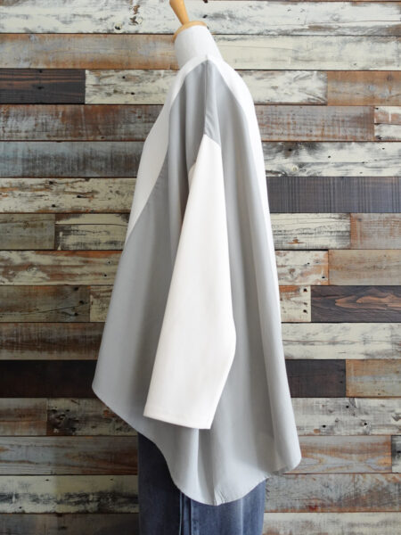 アシンメトリー切替フレアープルオーバー／OSMOSIS (オズモーシス)／着用