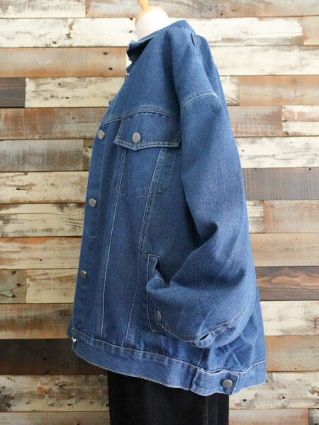 デニムオーバージャケット/着用サイド