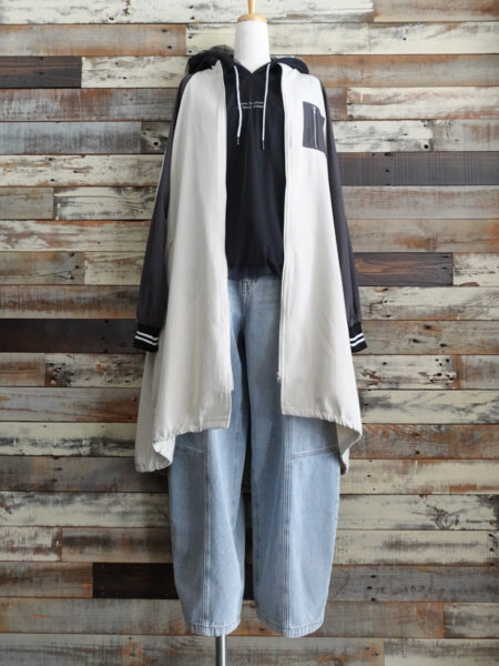 デニムカーブパンツ／コーディネート