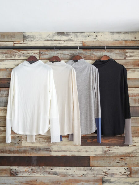 袖シアー切替ボトルネックプルオーバー