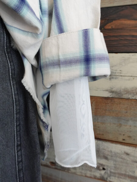 袖シアー切替ボトルネックプルオーバー/コーディネート