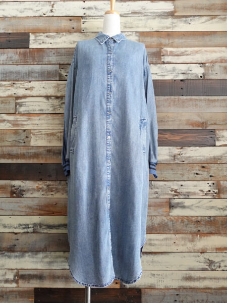 テンセルデニムバックラインシャツワンピース/着用