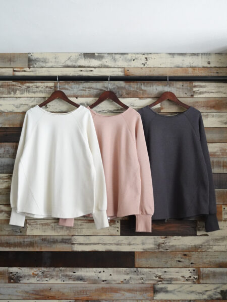 バックZIPプルオーバー