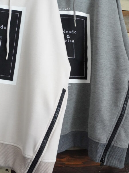 ポンチフロントデザインパーカー／アップ