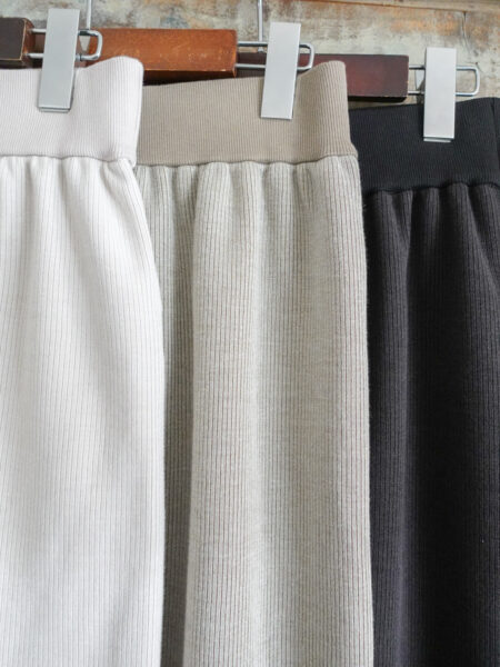 リブタイトスカート