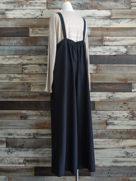 バックロゴシアーロングTシャツ／コーディネート