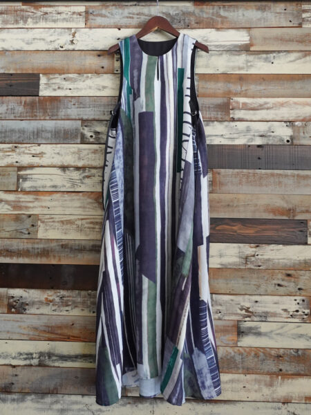 Aラインノースリーブワンピース