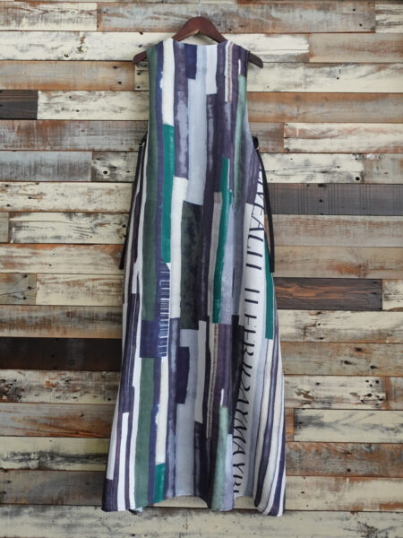 Aラインノースリーブワンピース