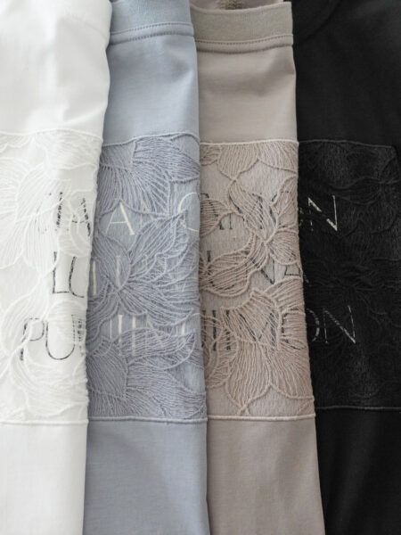 レースデザインロゴTシャツ